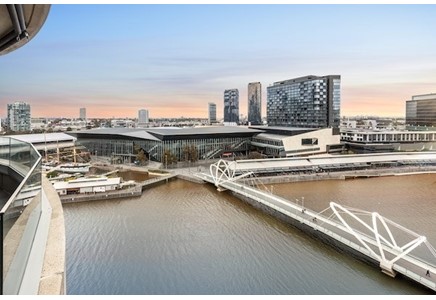 Waterfront Melbourne Apartments