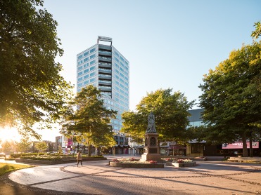 Crowne Plaza Christchurch - 170m to meeting venue