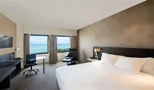 Hilton Darwin