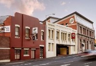 The Old Woolstore Apartment Hotel Hobart - 220m to the conference venue