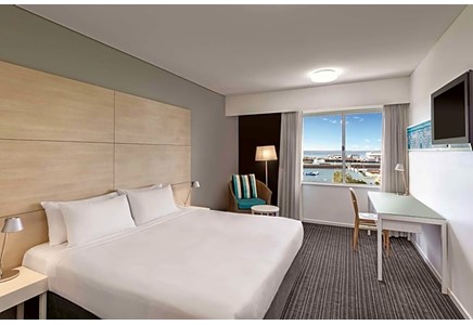 Vibe Hotel Darwin Waterfront