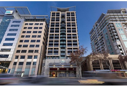 OAKS Adelaide Horizon Suites