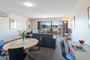 2 bedroom/1 bathroom apartment - $375 per night including breakfast for 1