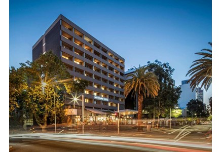 Mercure Perth On Hay - 1.6km to the conference venue (free city loop bus on hotel doorstep)