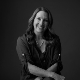 Helen Grant Headshot