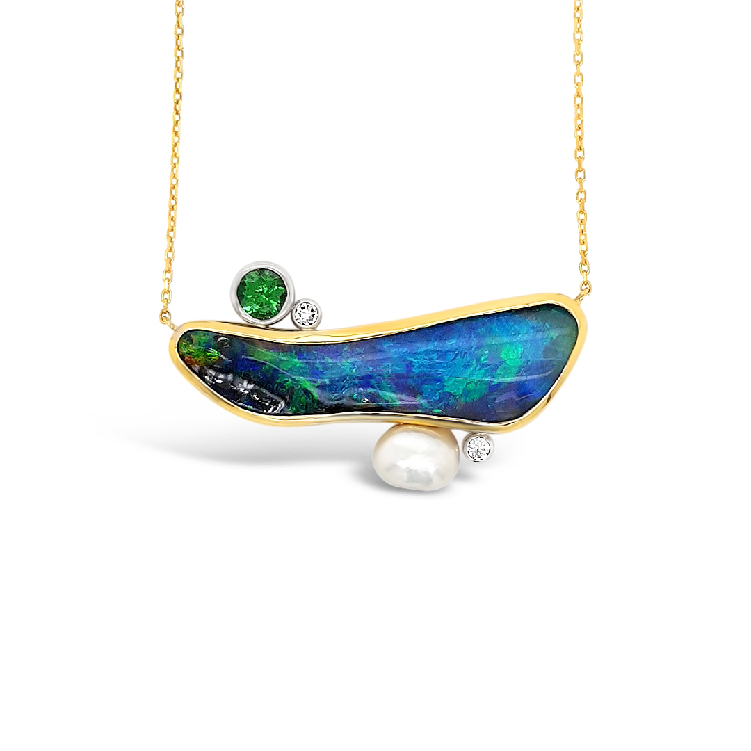 Opal and pearl pendant (002).jpg