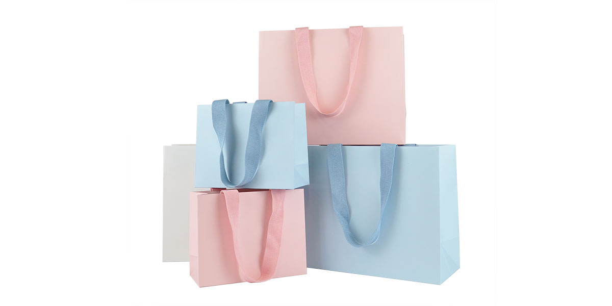 group_bags_03.jpg