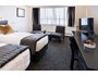 Bay Plaza Hotel