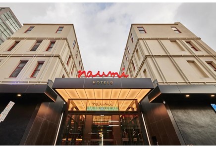 Naumi Hotel