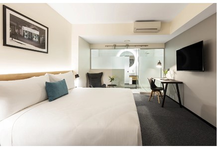 Oaks Hotel