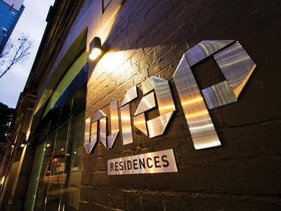 Oaks - Wrap on Southbank