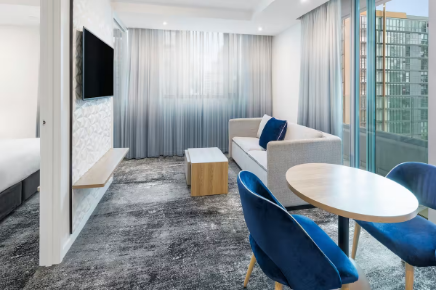 Brady Hotel and Apartments Flinders Street