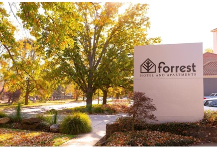 Forrest Hotel & Apartments