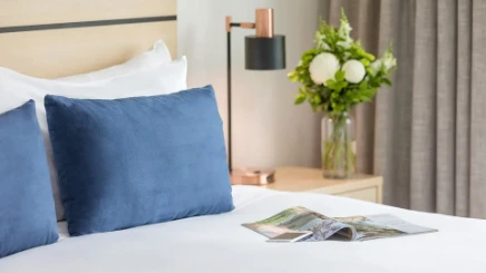 Oaks Adelaide Embassy Suites