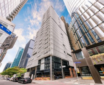 Brady Hotels Jones Lane