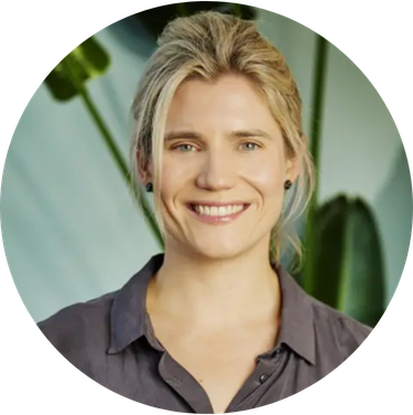 Headshot of Hanna Ebeling
