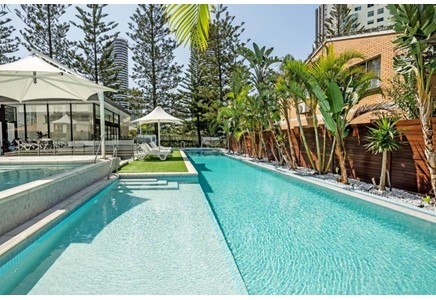 Ultra Broadbeach - 750m to Conference Venue