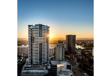 ARIA Apartments Broadbeach - 3 night min