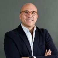 Headshot Photo Rafael Munilla Muñoz