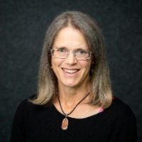 Headshot Photo Deputy Secretary Jo Evans Australian Government Department of Climate Change, Energy, the Environment and Water