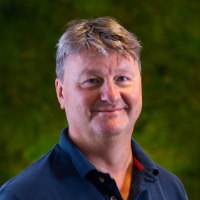Headshot Photo Eric Antoons