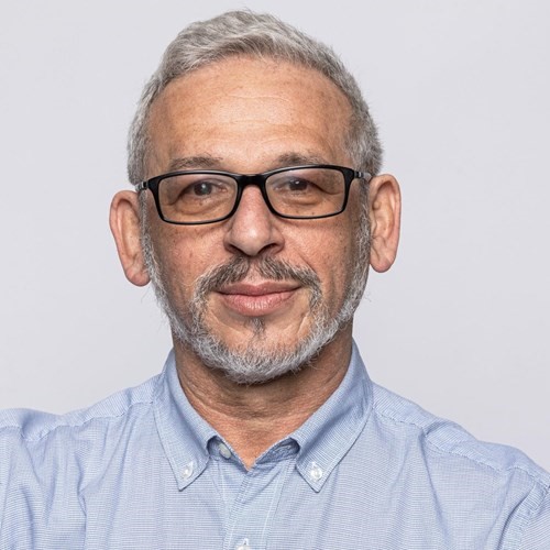 Andrew Elefanty