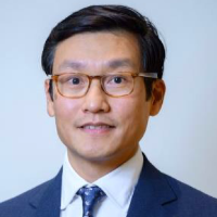 Headshot Photo Joe Nai