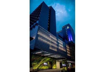 Hotel Indigo Singapore Katong (Incl 1-way scheduled transfer to Singapore EXPO)