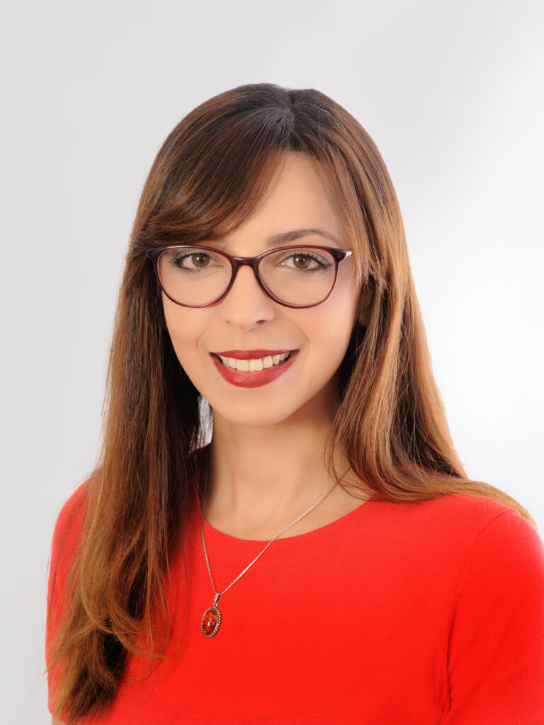 Photo of Mouna Jameleddine