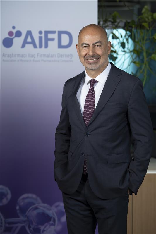 Photo of Ümit Dereli