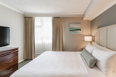 Chateau Victoria Hotel & Suites