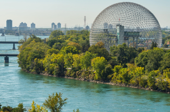 Montréal's river and downtown
