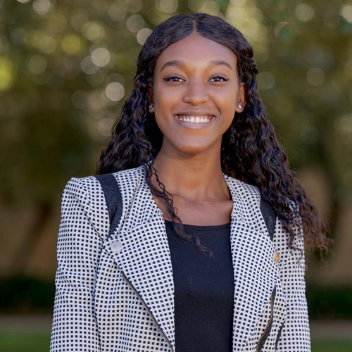 Chardane Logan, Mrs.