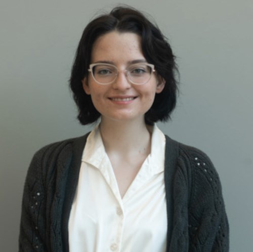 Ainsley Kindred, Ms.