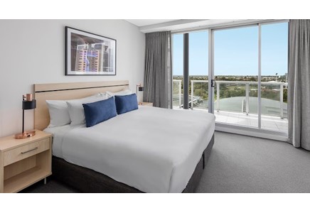 Oaks Embassy Adelaide