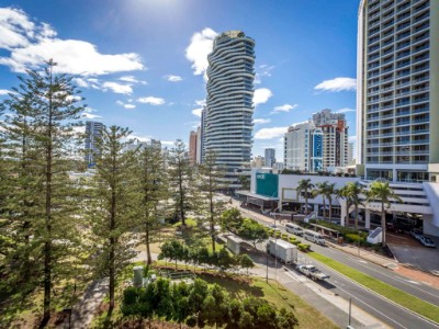 Mantra Broadbeach on the Park