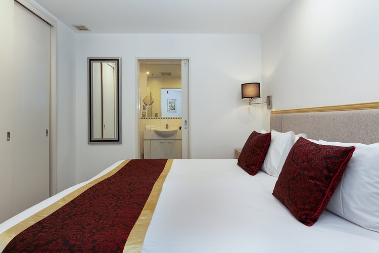 Fino Hotel & Suites