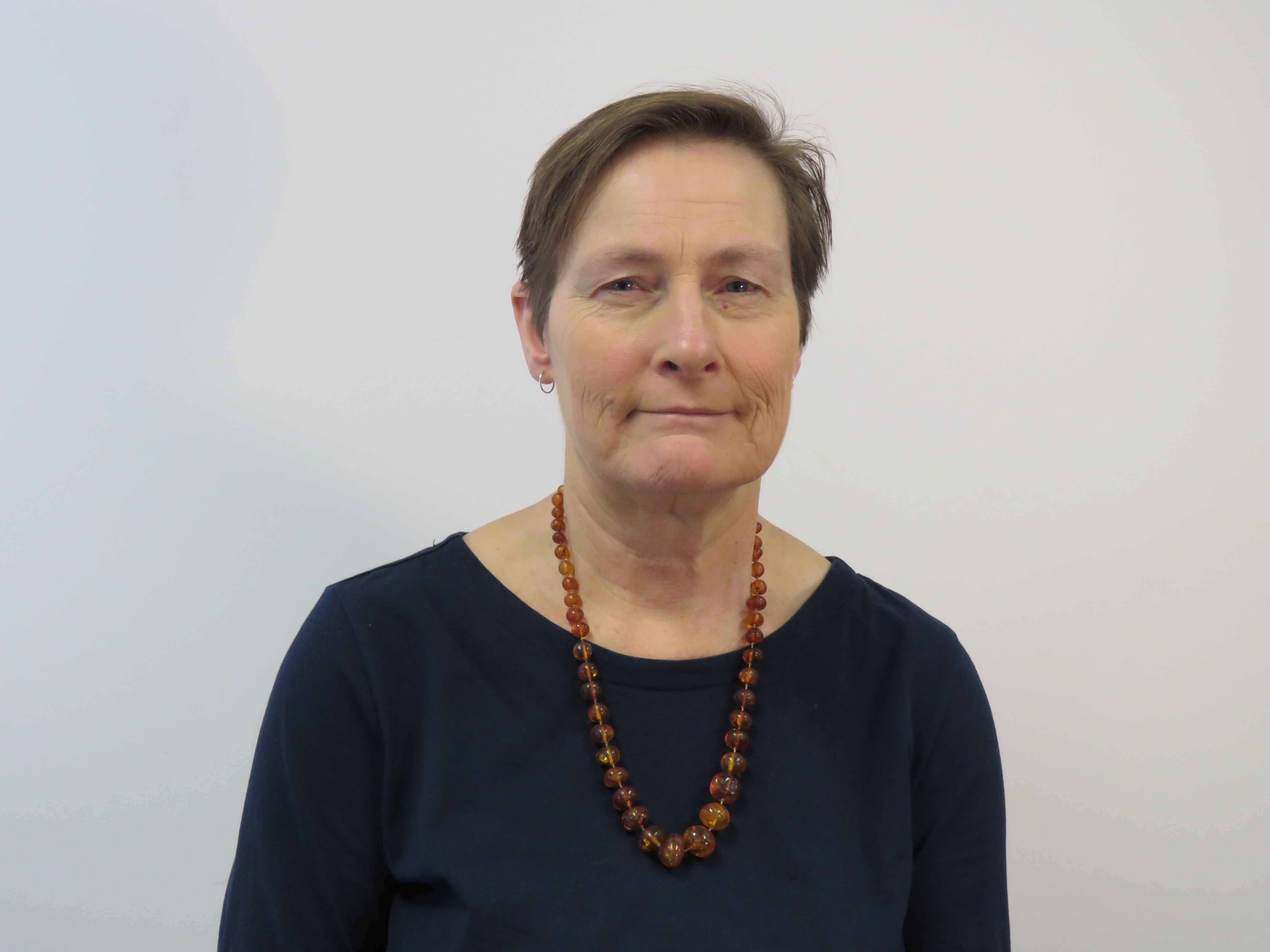 Headshot of Kate Roberts