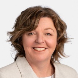 Ms Kerry Lunney