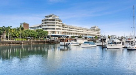 Shangri-La The Marina  Cairns - 1.4km to the congress venue