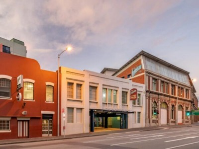 The Old Woolstore Apartment Hotel