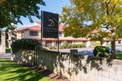 Distinction Hamilton Hotel