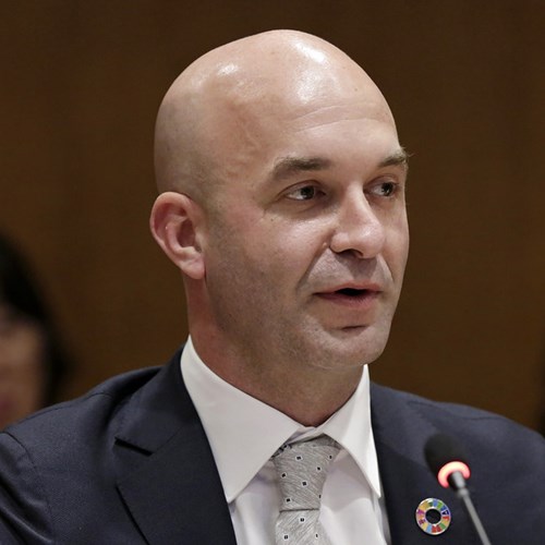 Headshot of Mark Kaplan