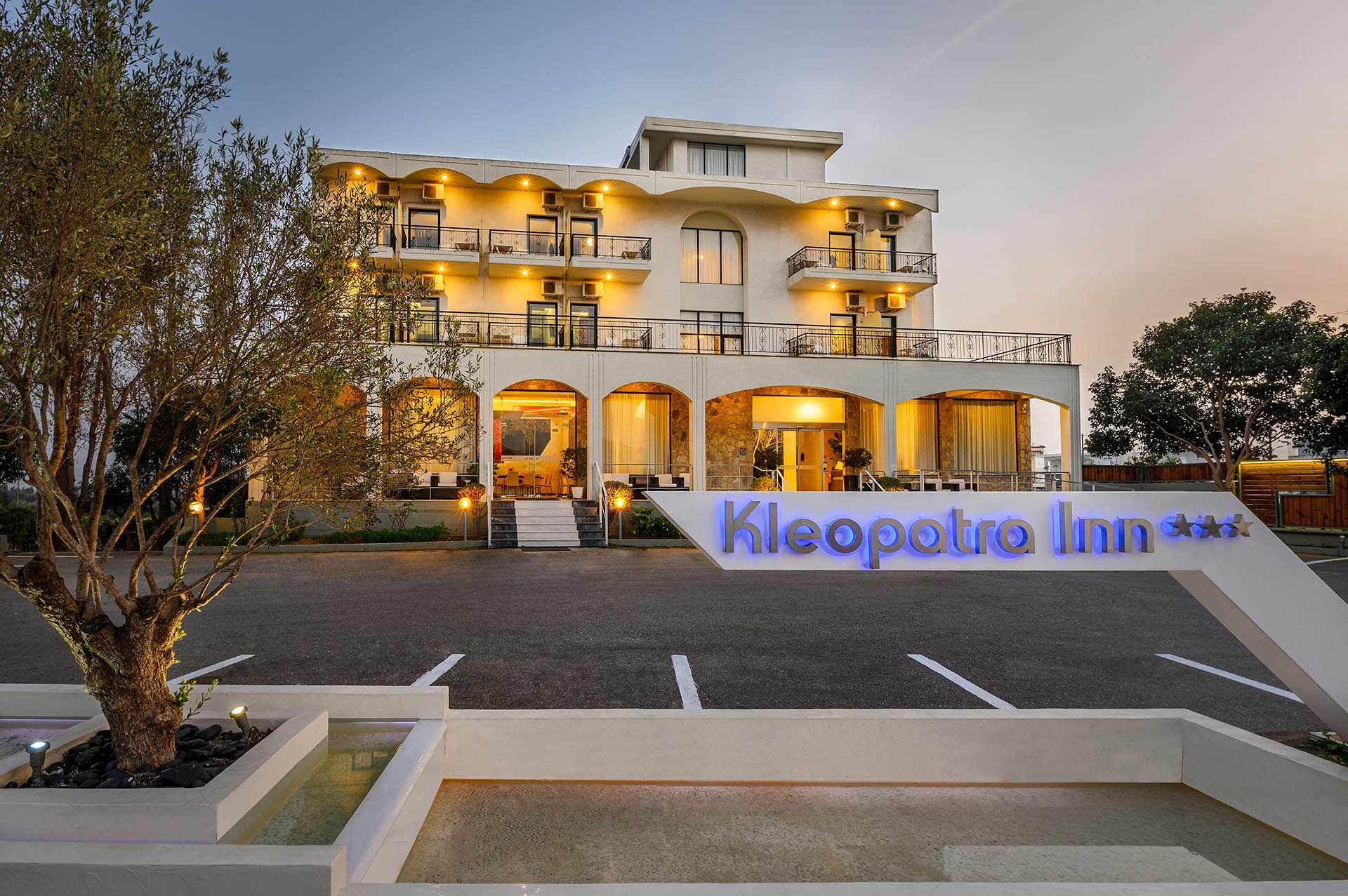 KLEOPATRA INN