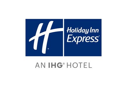 Holiday Inn Express Rotterdam (700 m from Venue)