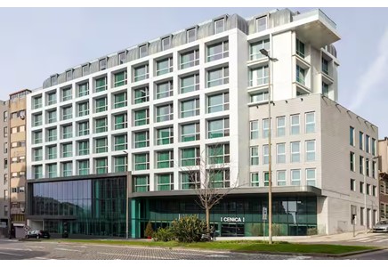 Cénica Porto Hotel​