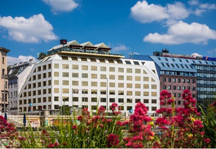 Radisson Red