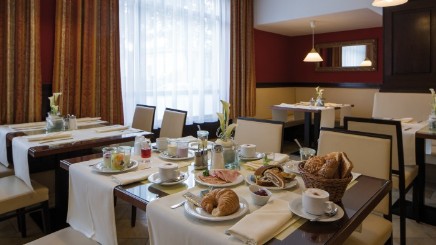 Austria Trend Hotel Ananas