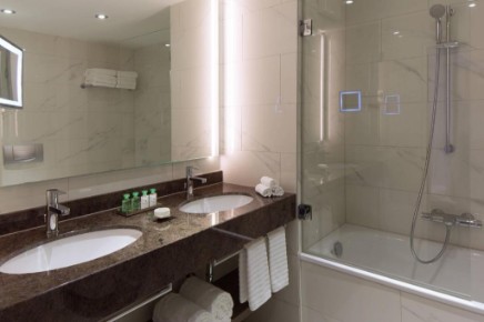 RENAISSANCE HAMBURG HOTEL