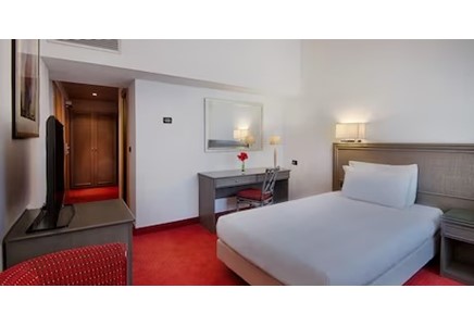 NH Catania Centro Hotel